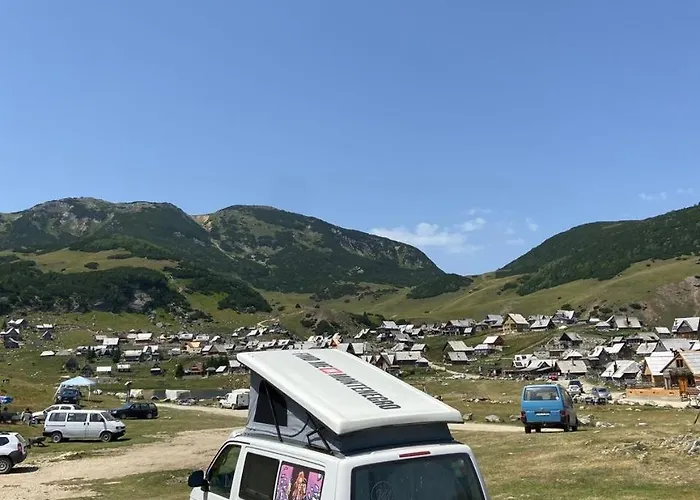 Campeggio Escape Montenegro Campervan Tranzit *