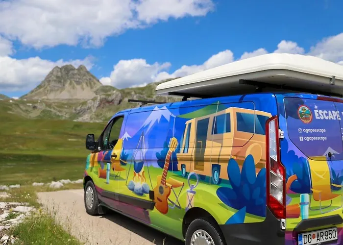 Escape Montenegro Campervan Tranzit Campeggio Podgorica